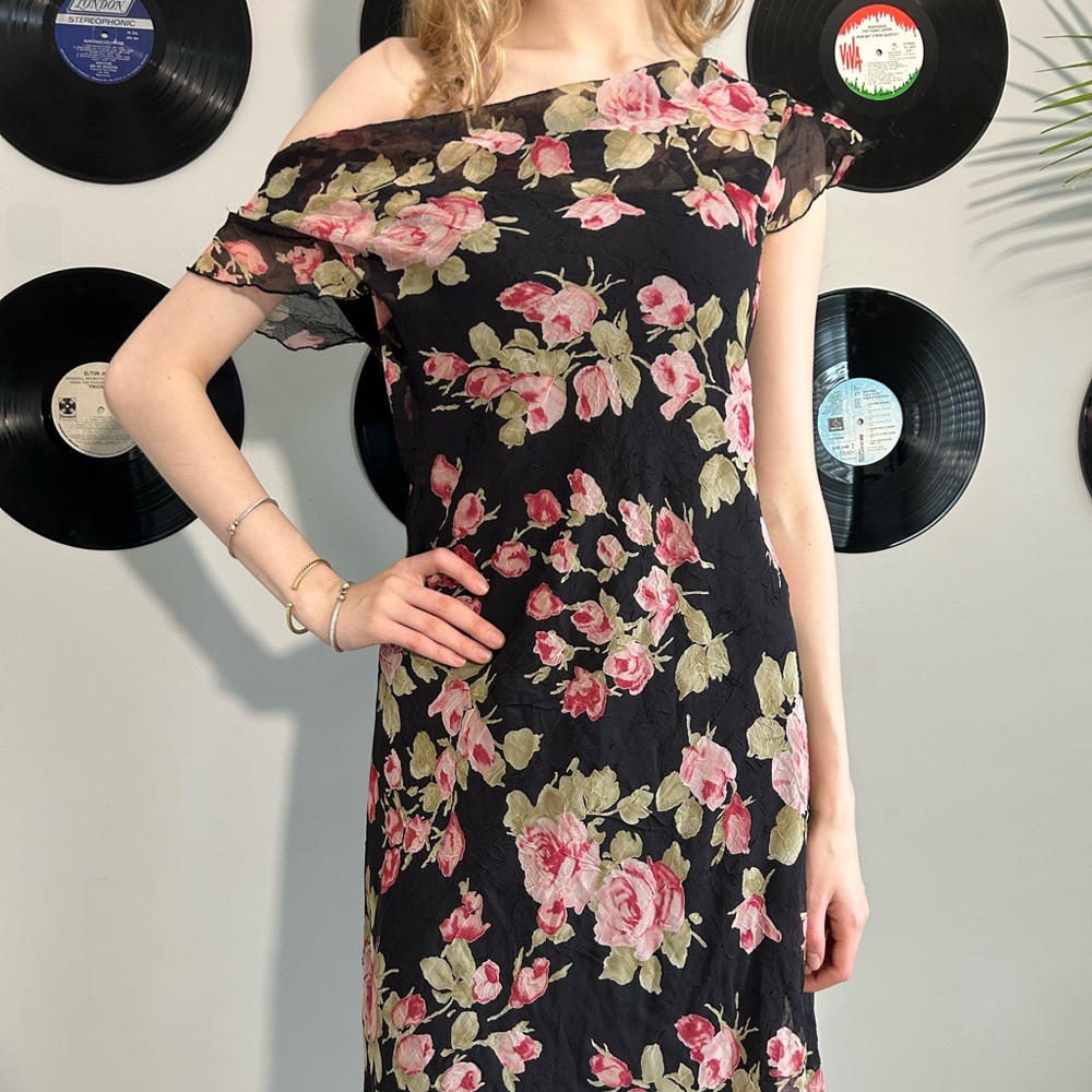 women’s midi dress